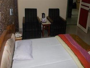 לקנאו Hotel Amber מראה חיצוני תמונה