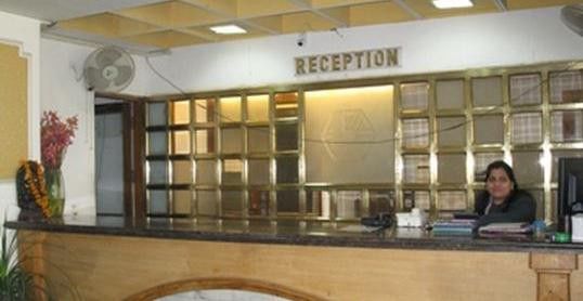 לקנאו Hotel Amber מראה חיצוני תמונה